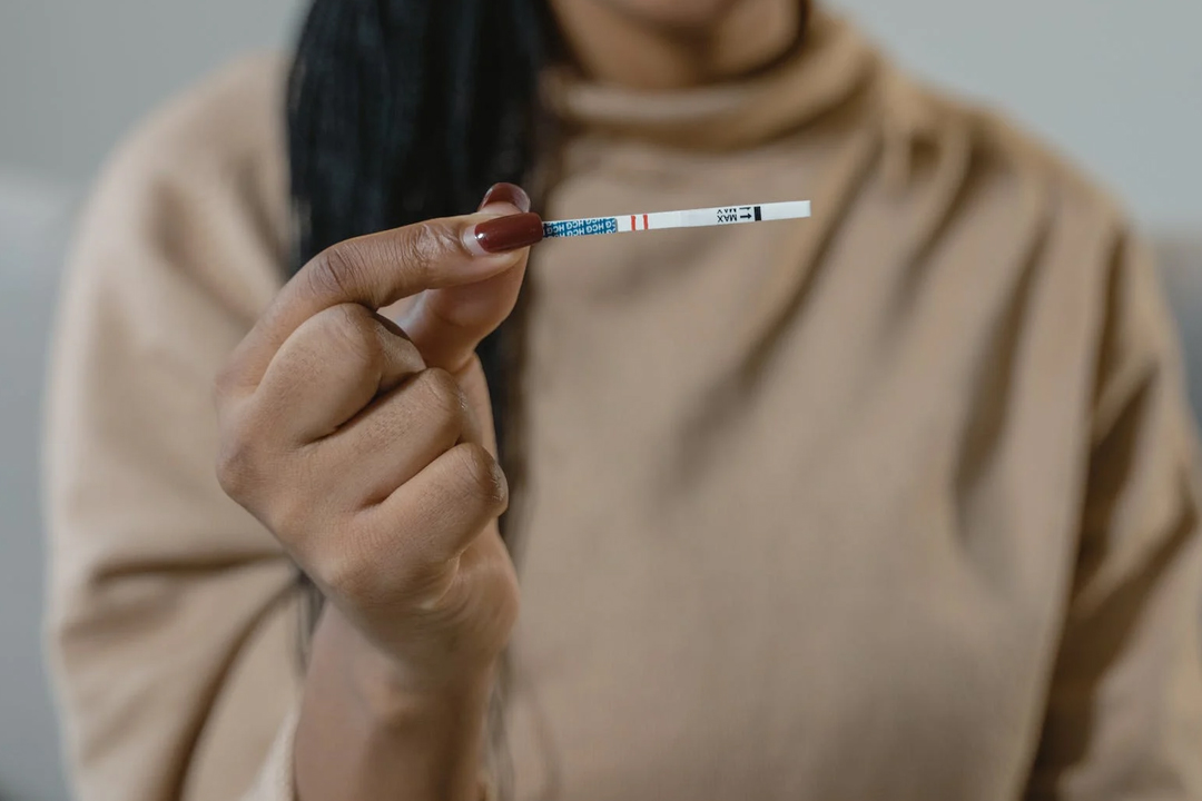 解析2岁借卵宝宝奶粉摄入量，科学喂养，健康成长