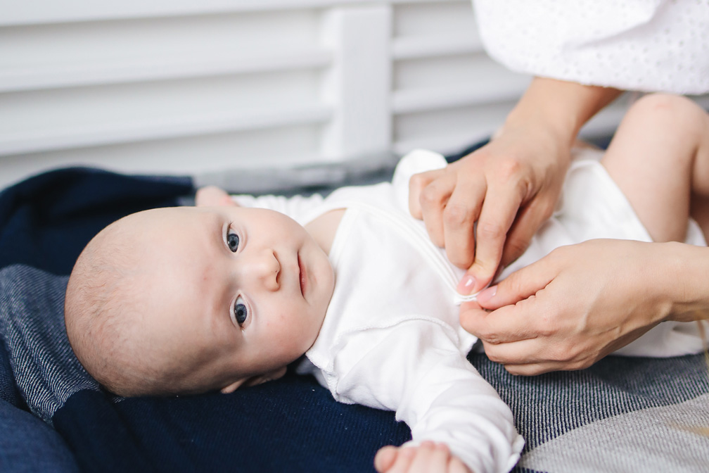 借卵宝宝磨牙齿的原因解析